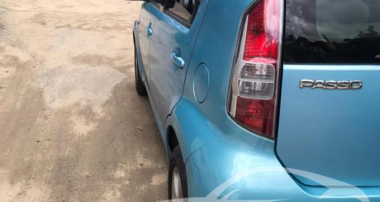 TOYOTA PASSO 2004