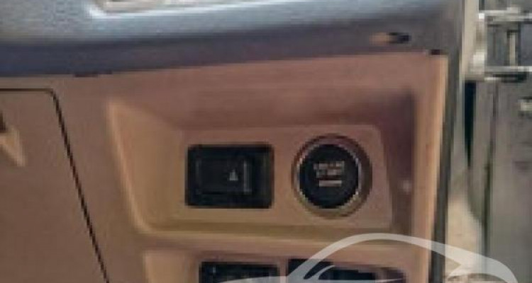 MITSUBISHI LANCER 1984