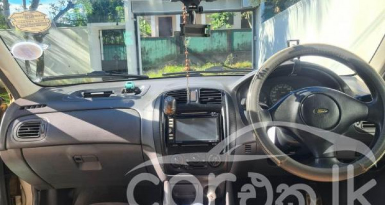 FORD LASER 2000