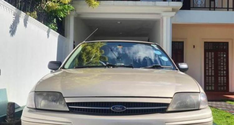 FORD LASER 2000