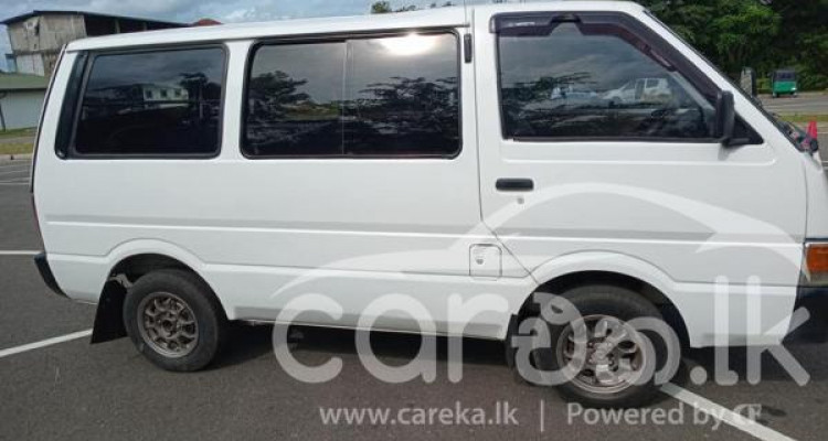 NISSAN VANETTE 1987
