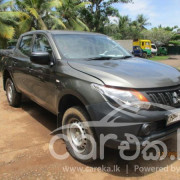MITSUBISHI L200 2016