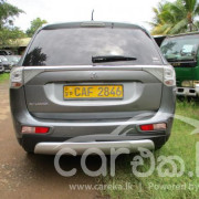 MITSUBISHI OUTLANDER 2015