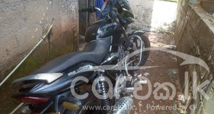 BAJAJ PULSAR 150 2005