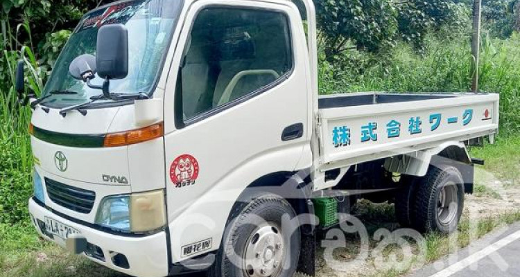TOYOTA DYNA 2000