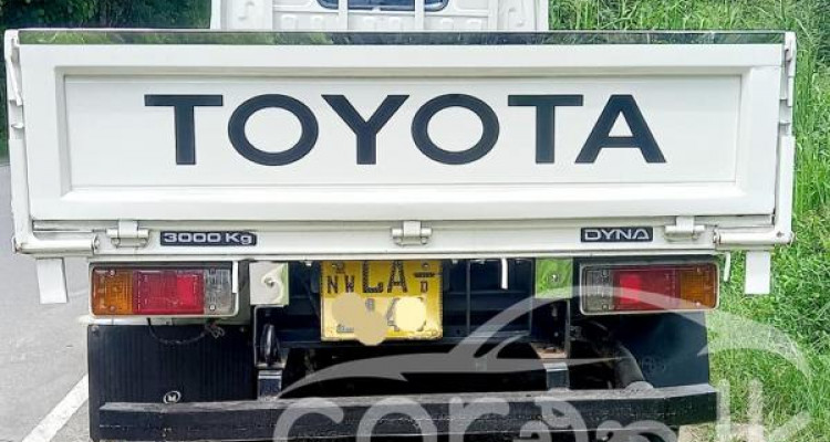 TOYOTA DYNA 2000