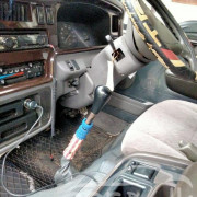 NISSAN CARAVAN 2000
