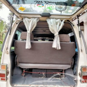 NISSAN CARAVAN 2000