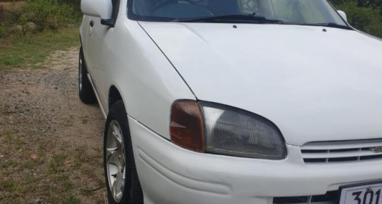 TOYOTA STARLET 1996