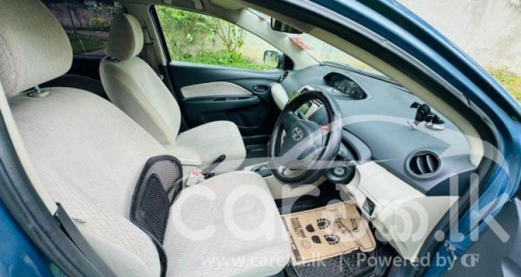 TOYOTA YARIS 2007