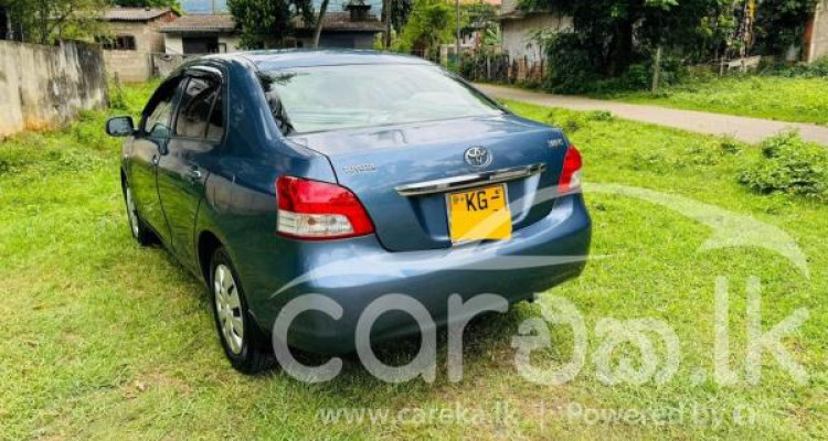 TOYOTA YARIS 2007