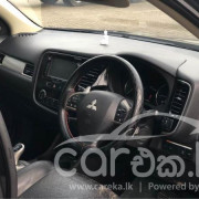 MITSUBISHI OUTLANDER PHEV 2015