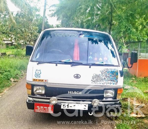 TOYOTA HIACE 1986