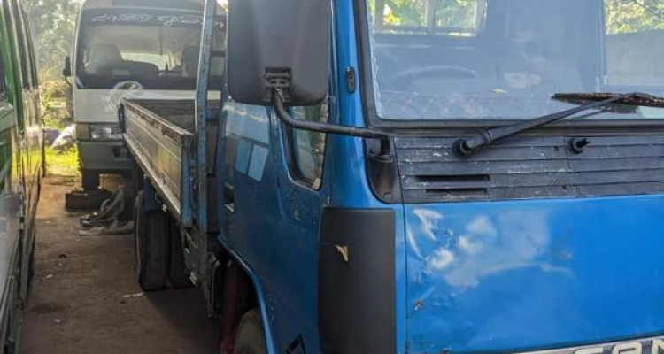 MITSUBISHI CANTER 1979