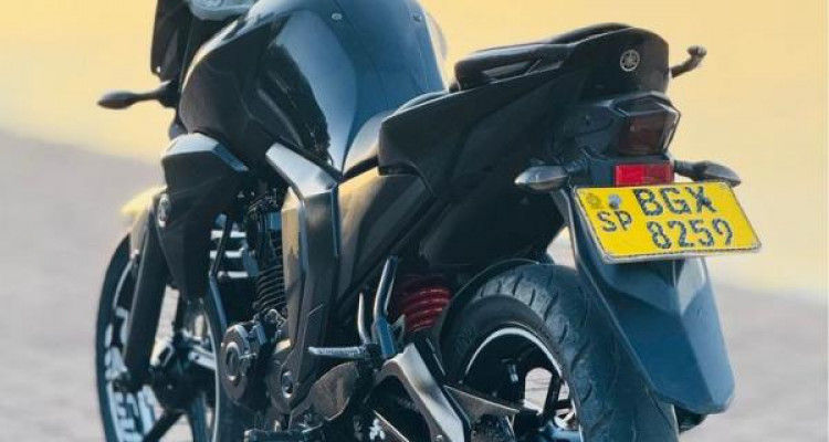 YAMAHA FZ V2 2018