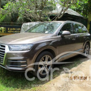 AUDI Q7 2017