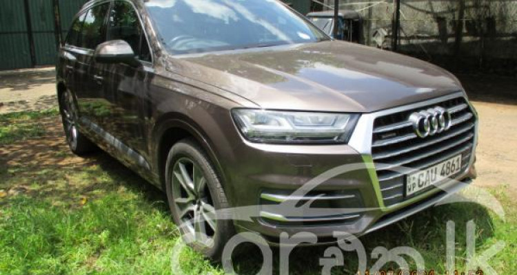 AUDI Q7 2017