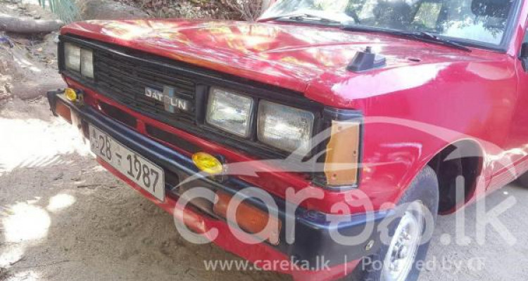 NISSAN DATSUN 1981