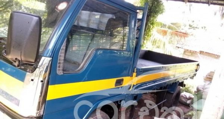 MITSUBISHI CANTER 1988