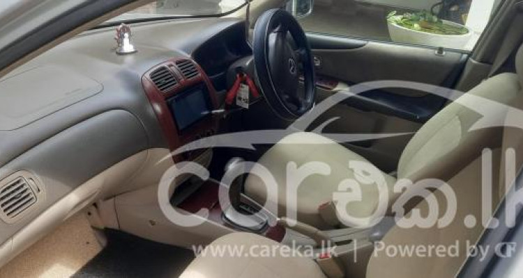 MAZDA FAMILIA 2003