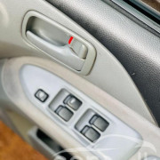 MITSUBISHI LANCER CEDIA 2000