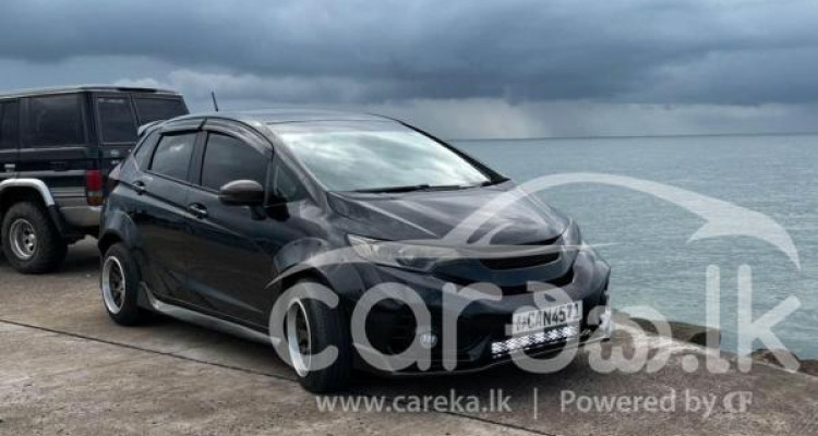 HONDA FIT GP5 2014