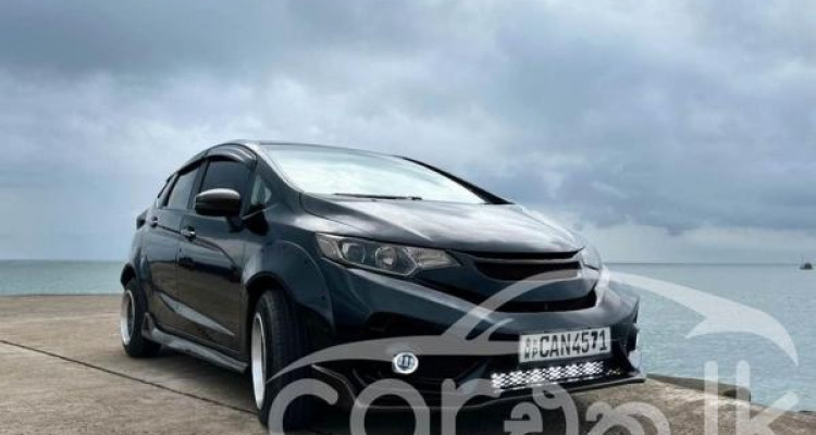 HONDA FIT GP5 2014