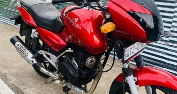 BAJAJ PULSAR  150 2007