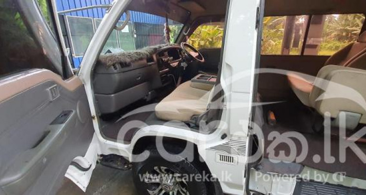 NISSAN CARAVAN QD32 1998