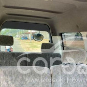 TOYOTA NOAH KR42 2001
