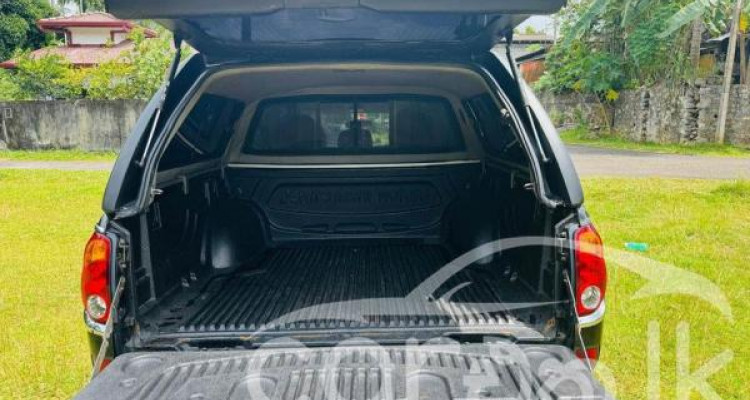 MITSUBISHI L200 2007