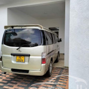 NISSAN CARAVAN E25 2007