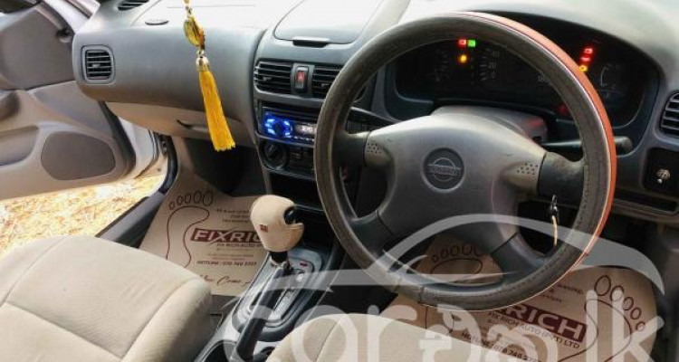 NISSAN SUNNY FB15 2001