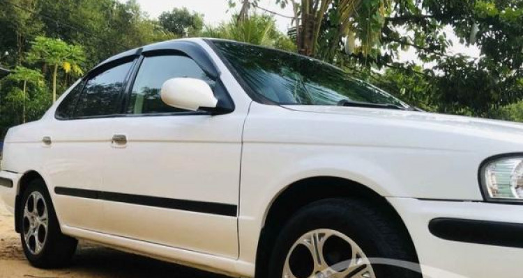 NISSAN SUNNY FB15 2001