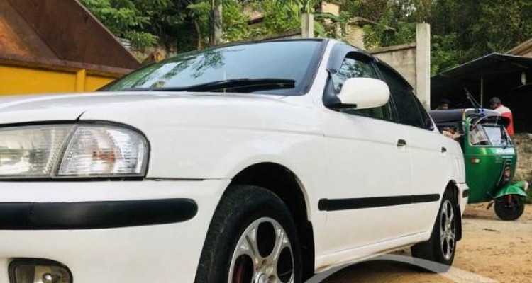 NISSAN SUNNY FB15 2001
