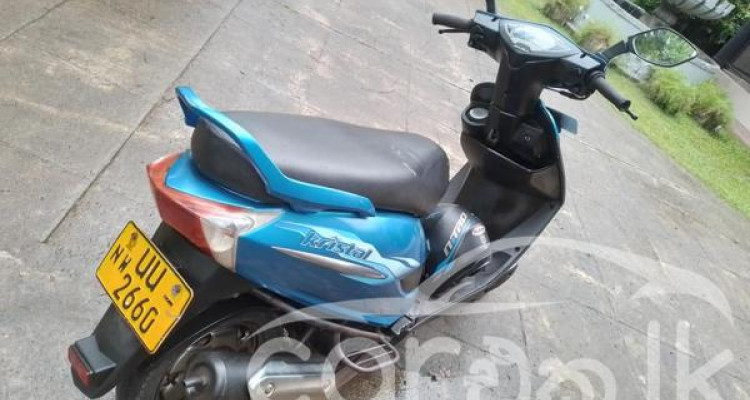 BAJAJ KRISTAL 2008