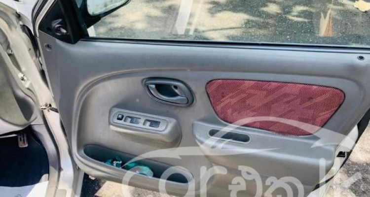 SUZUKI ALTO 2004