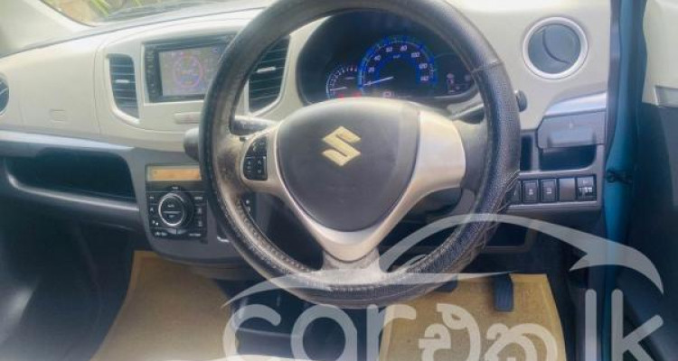 SUZUKI WAGON R FZ 2015