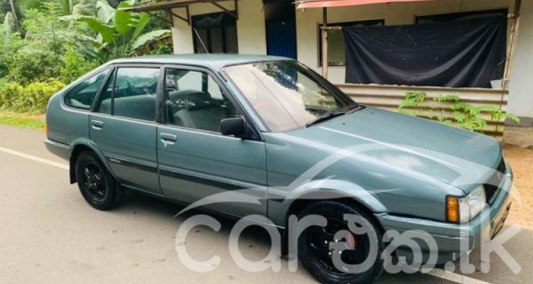 TOYOTA COROLLA AE81 1985