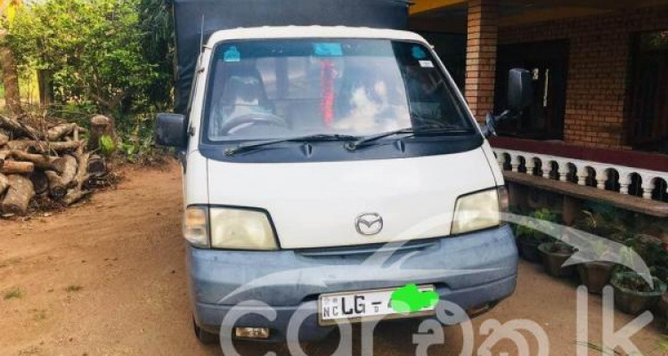MAZDA BONGO 2001
