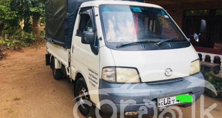 MAZDA BONGO 2001