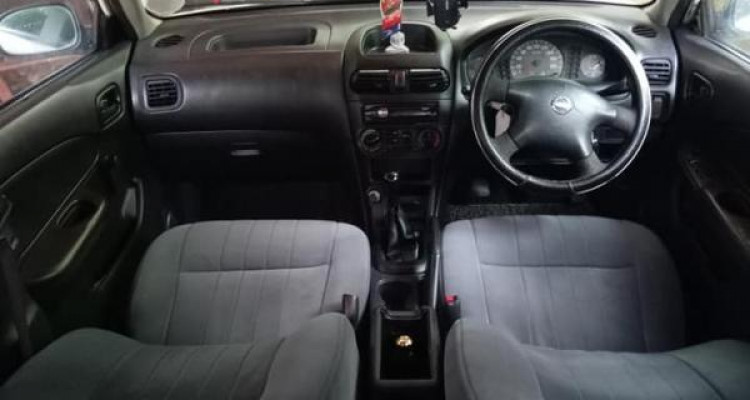 NISSAN AD WAGON 2002