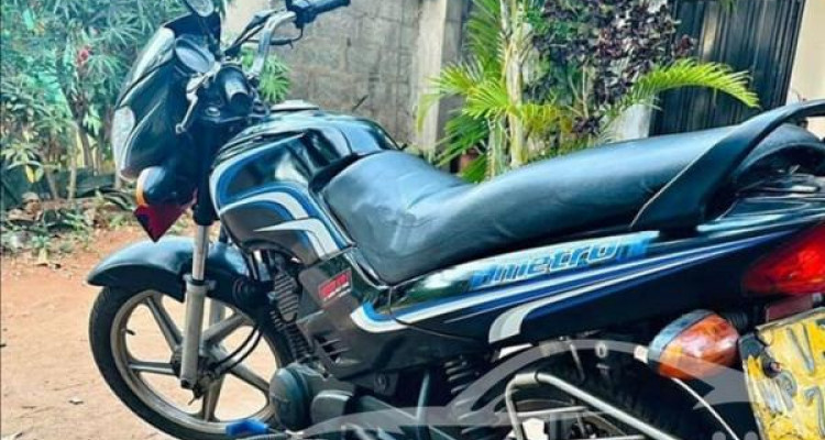 TVS METRO 2010