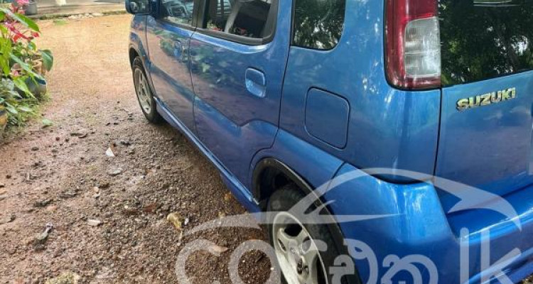 SUZUKI SWIFT 2002
