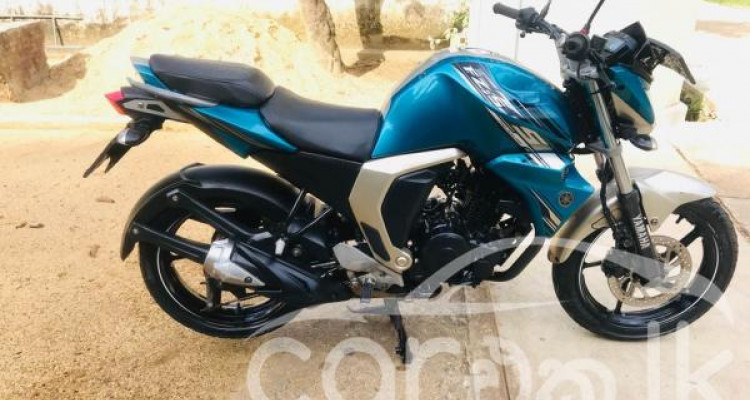 YAMAHA FZ 2018