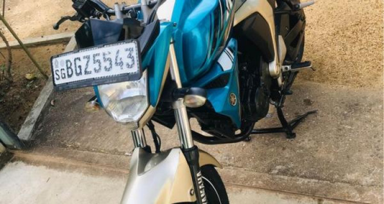 YAMAHA FZ 2018