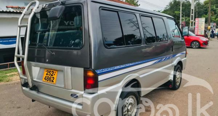 MAZDA BONGO 1993