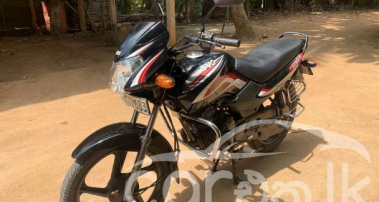TVS METRO 2015