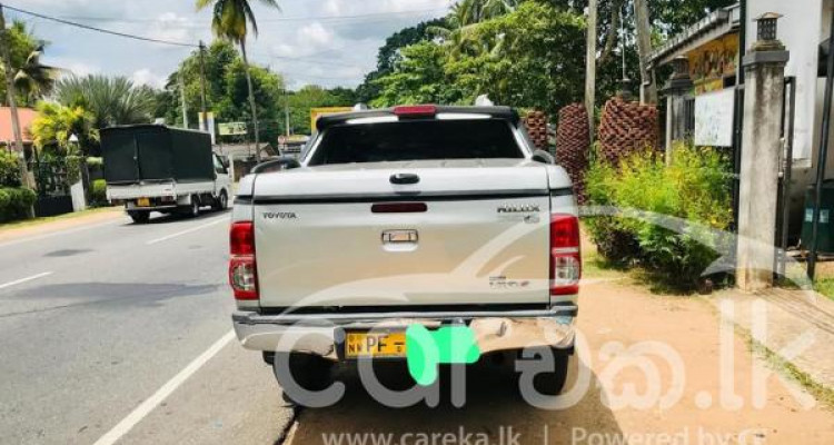 TOYOTA HILUX VIGO 2010