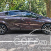 TOYOTA AQUA 2015